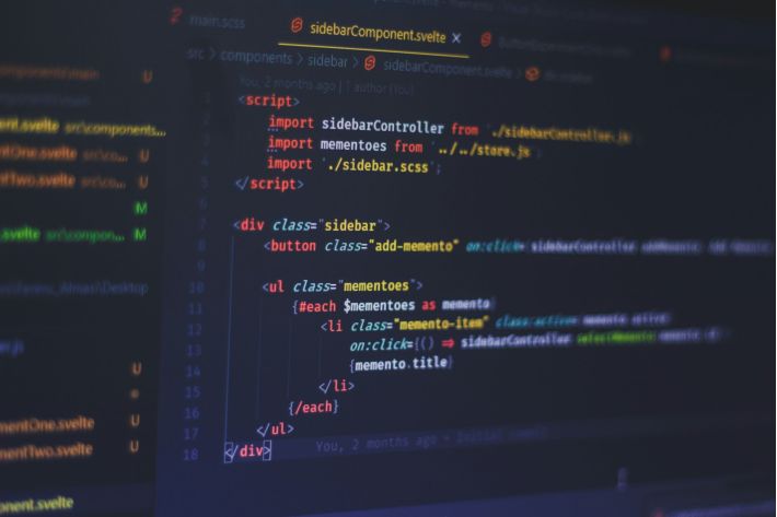 photo 1593720213428 28a5b9e94613 scaled